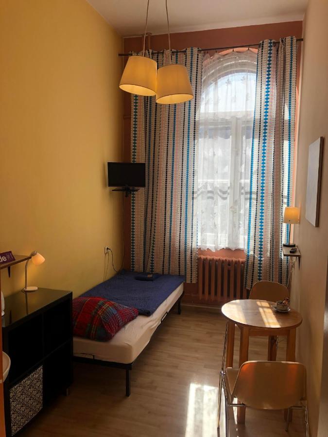 U Szermierzy Hostel Wroclaw Exterior photo